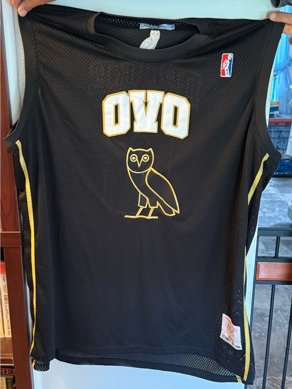 Nostalgia Black Mesh Jersey with White Owl Patch - Picture 2 of 5